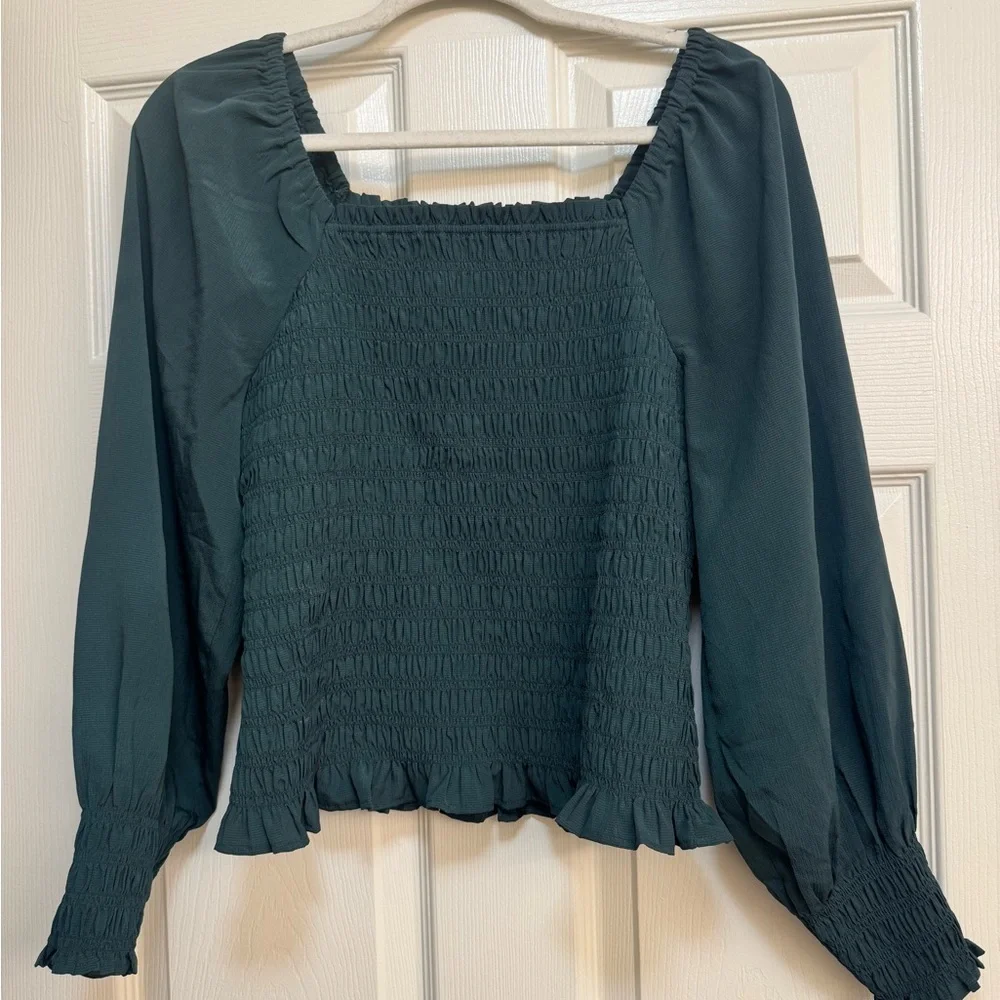 Madewell Lucie Bubble Sleeve Smocked Top in Dark Green